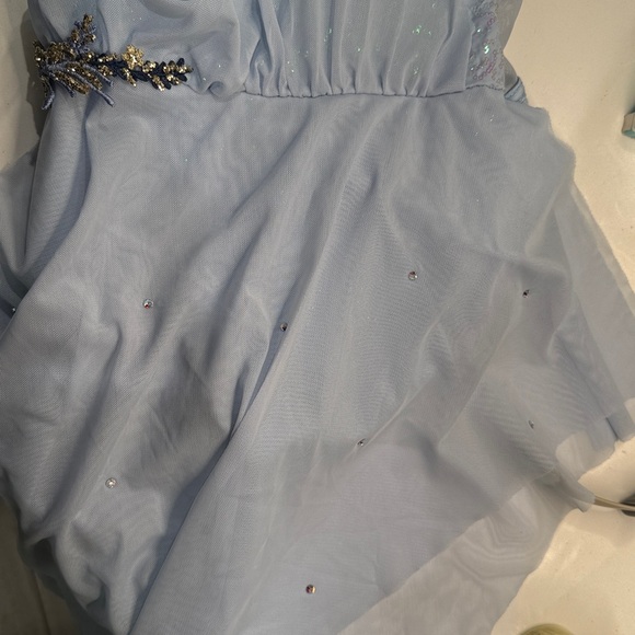 Glamour Dance Costume - Picture 4 of 7